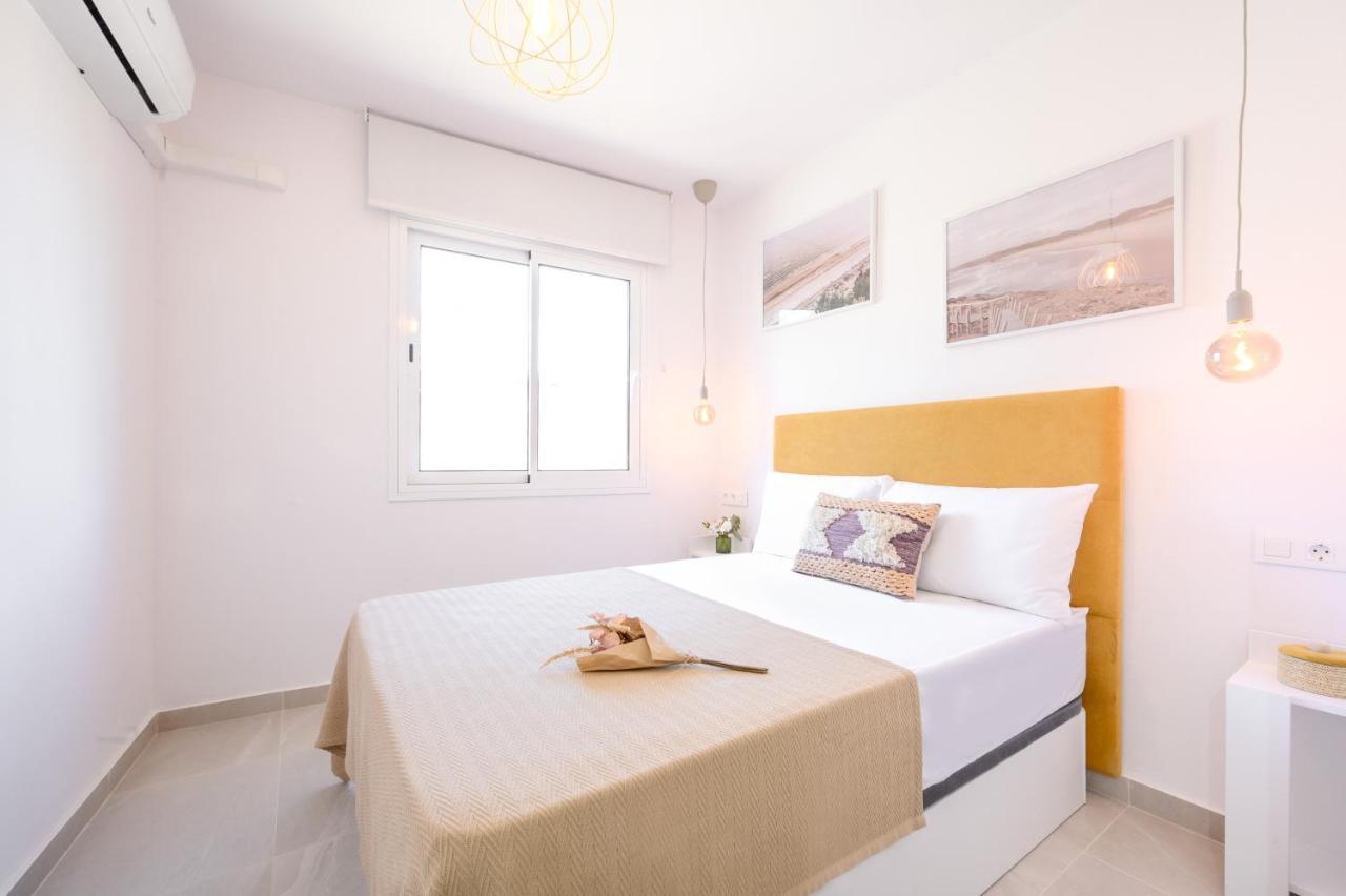 פואנגירולה 2 Bedroom, New, 1 Min To The Beach, City Center- Picasso By 10Tosea מראה חיצוני תמונה